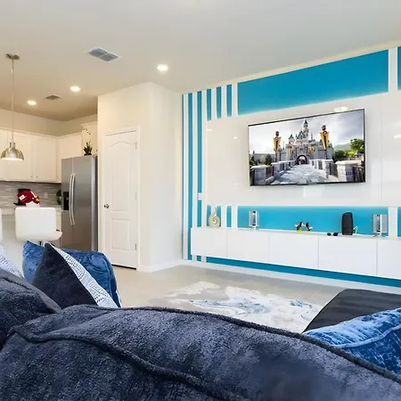 Solterra Resort: 5-Br Themed Rooms And Pool